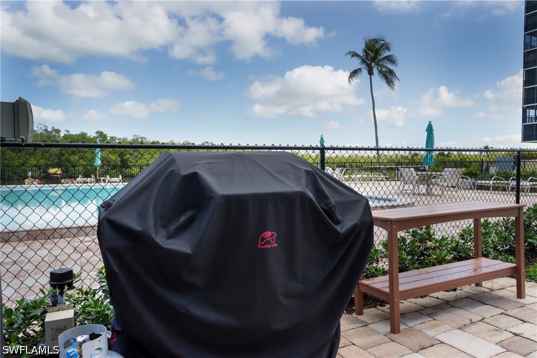 1 Bed Waterfront Home for Sale in Naples, photo 20