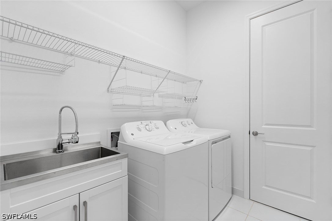 2 Bed SingleFamilyResidence for Sale in Naples, photo 20