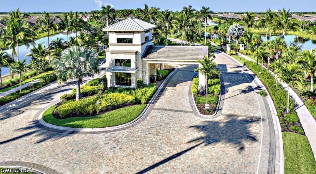 3 Bed Waterfront Home for Sale in Naples, photo 20