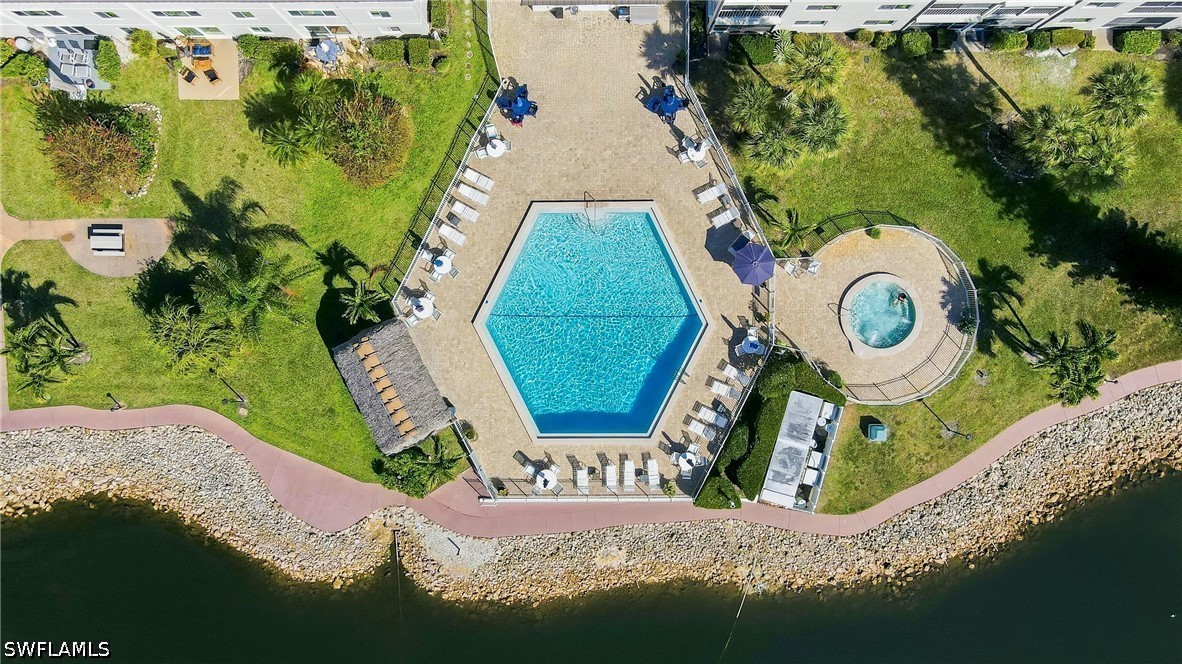 2 Bed Waterfront Home for Sale in Naples, photo 20