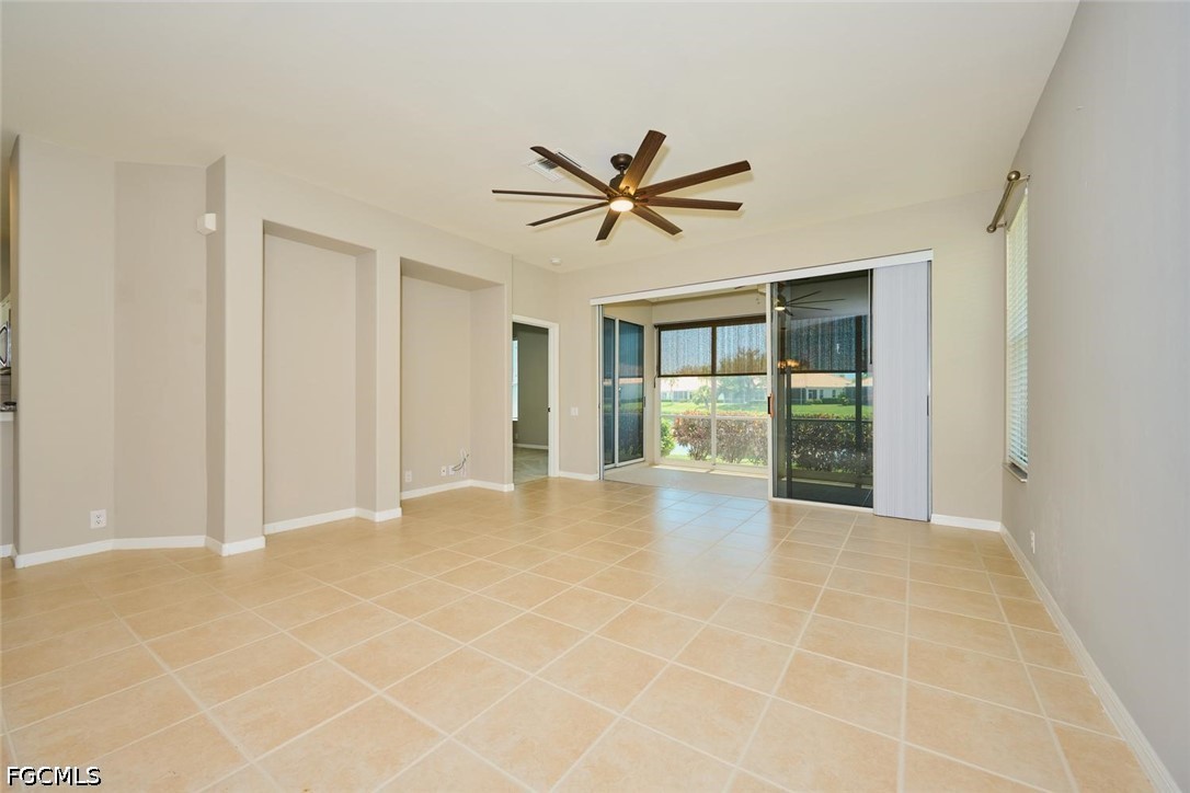 2 Bed Waterfront Home for Sale in Fort Myers, photo 20