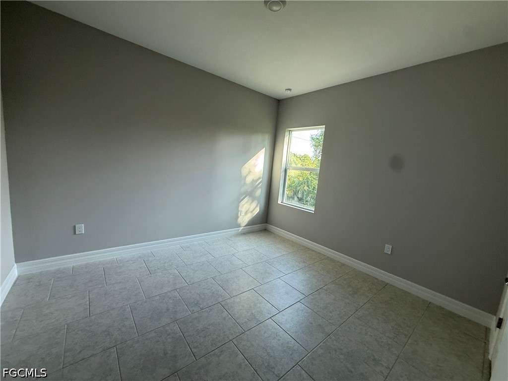 3 Bed SingleFamilyResidence for Sale in Lehigh Acres, photo 20