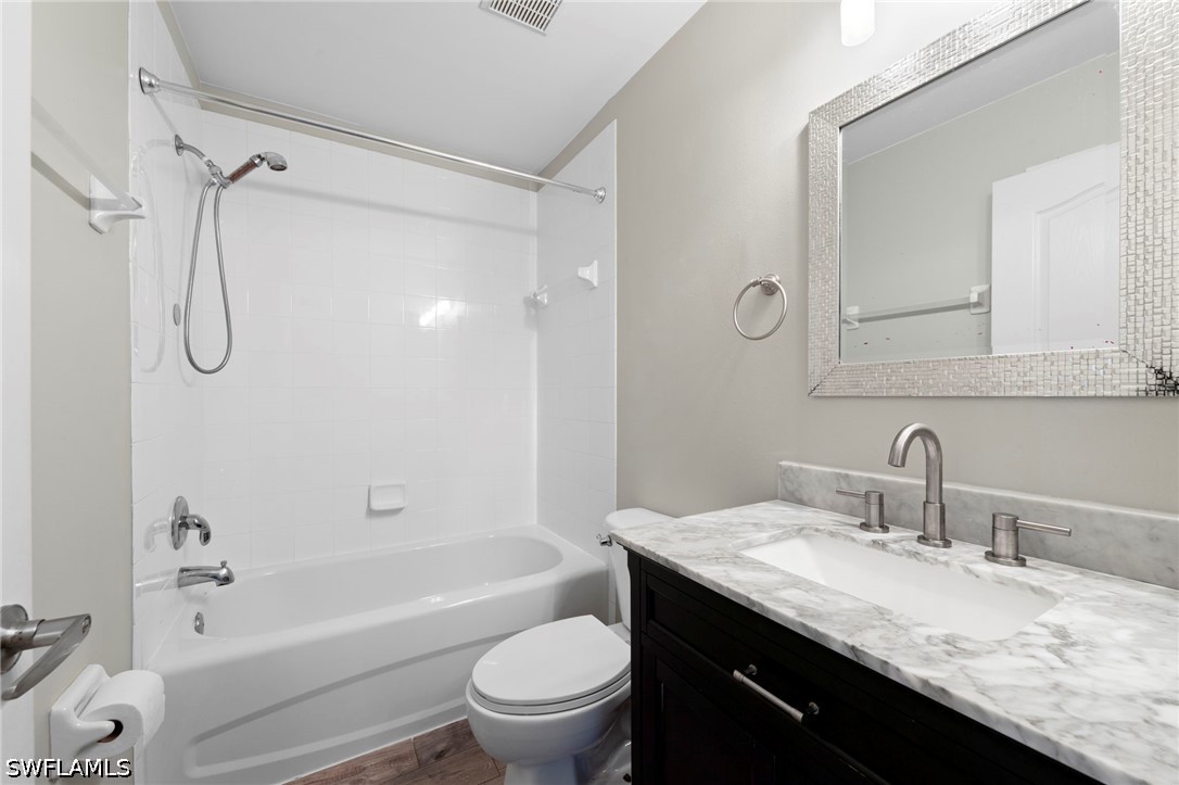 3 Bed Pool Home for Sale in Stoneybrook, photo 20