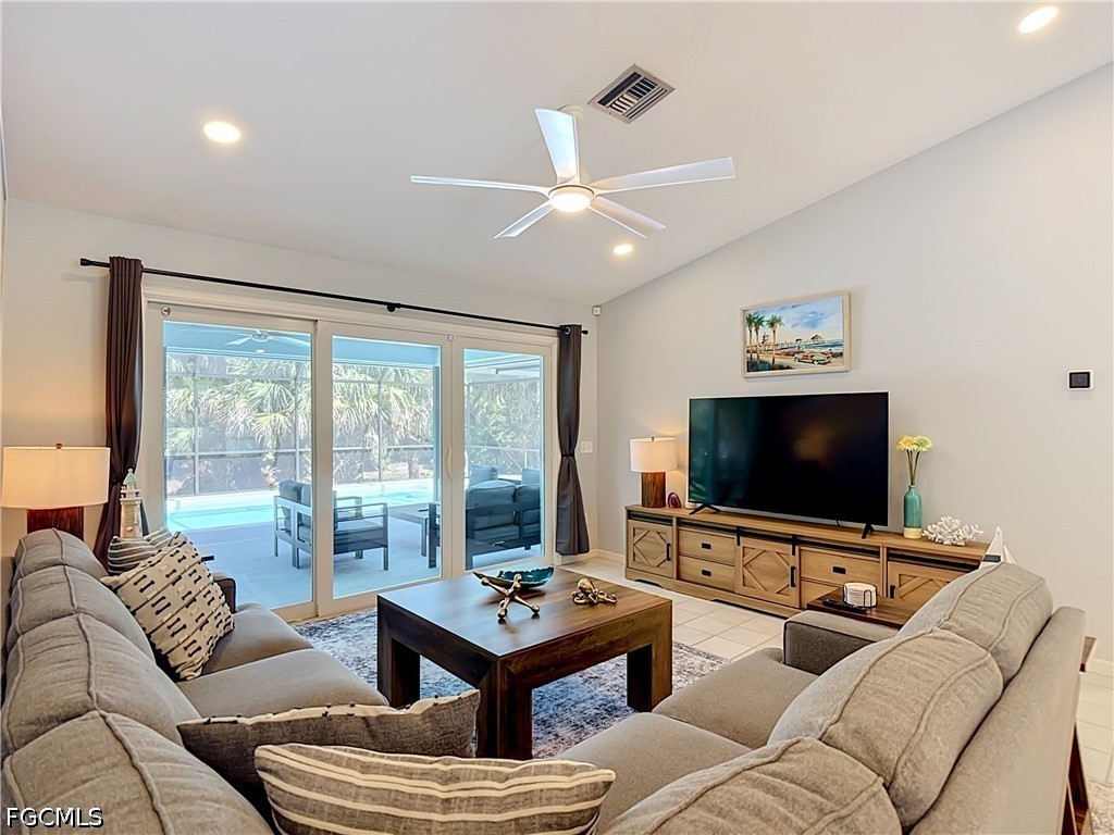 3 Bed Pool Home for Sale in Golden Gate Estates, photo 20