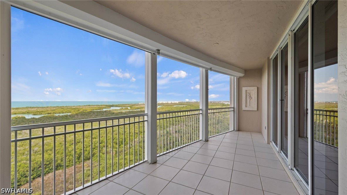 3 Bed Waterfront Home for Sale in Naples, photo 20
