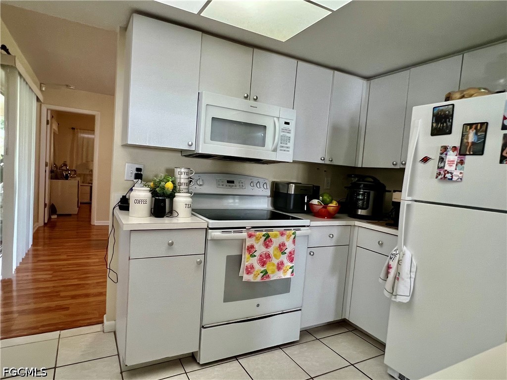 3 Bed SingleFamilyResidence for Sale in Cape Coral, photo 20