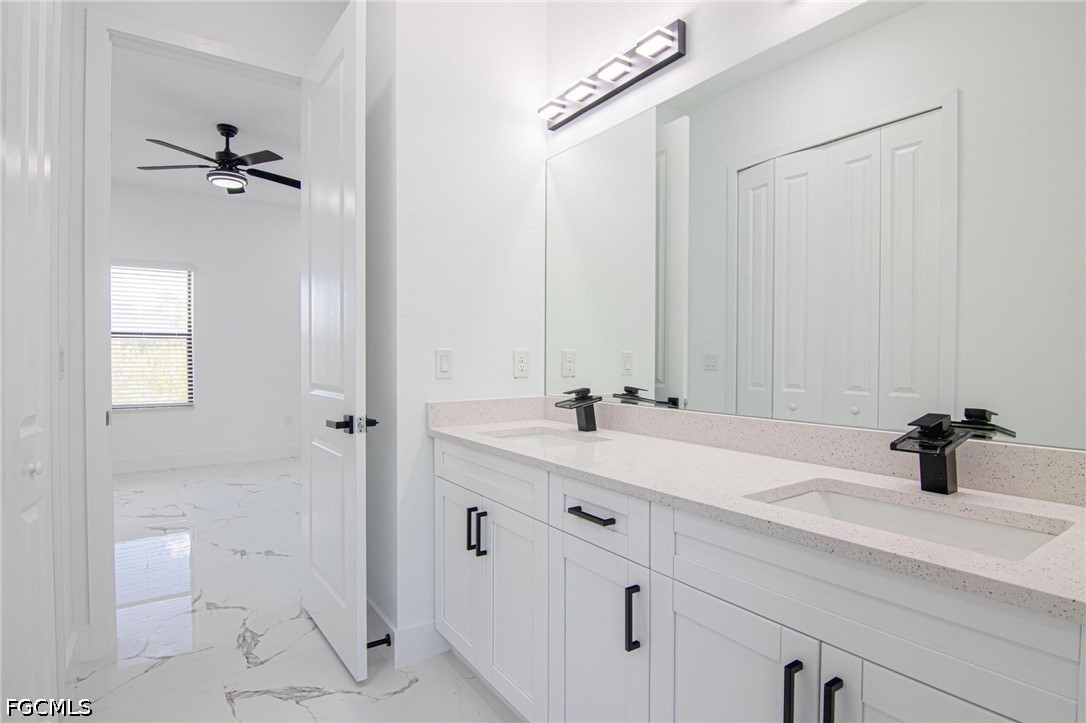 4 Bed SingleFamilyResidence for Sale in Lehigh Acres, photo 20