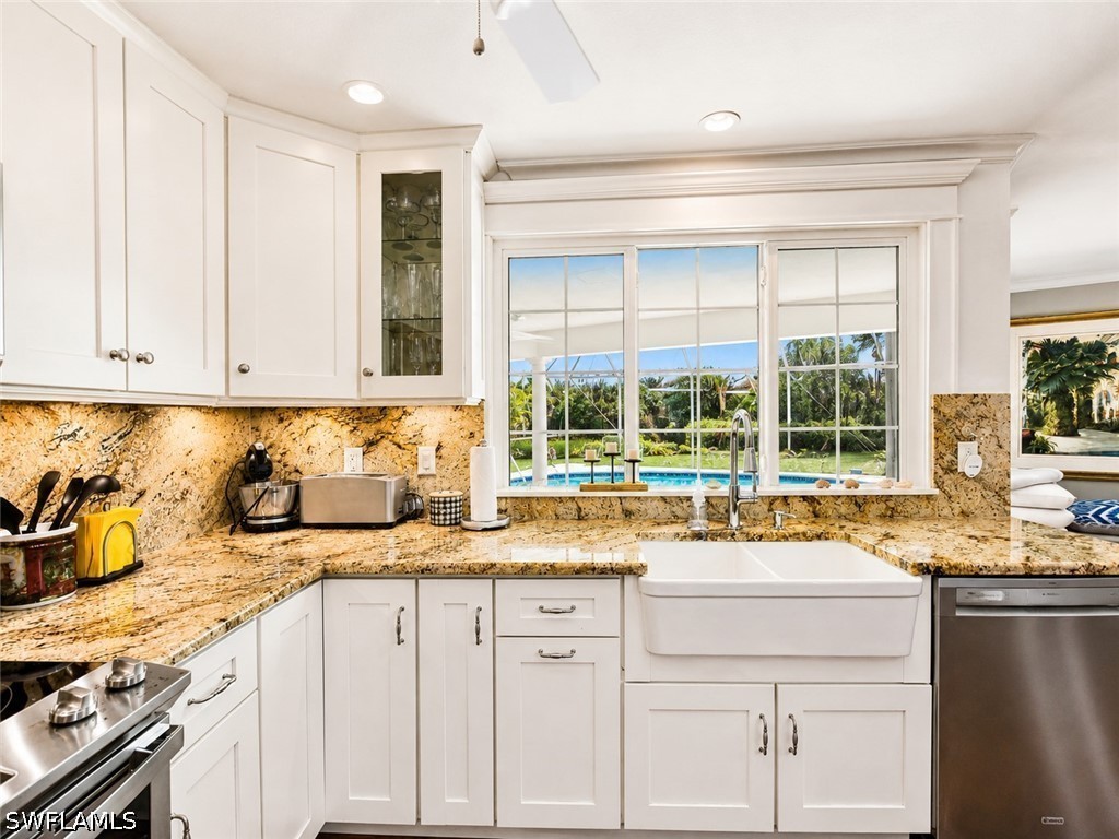 4 Bed Pool Home for Sale in Moorings, photo 20