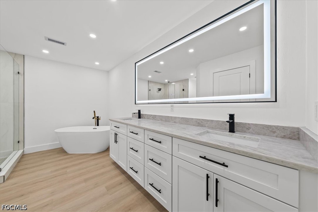 3 Bed Condominium for Sale in Fort Myers, photo 20