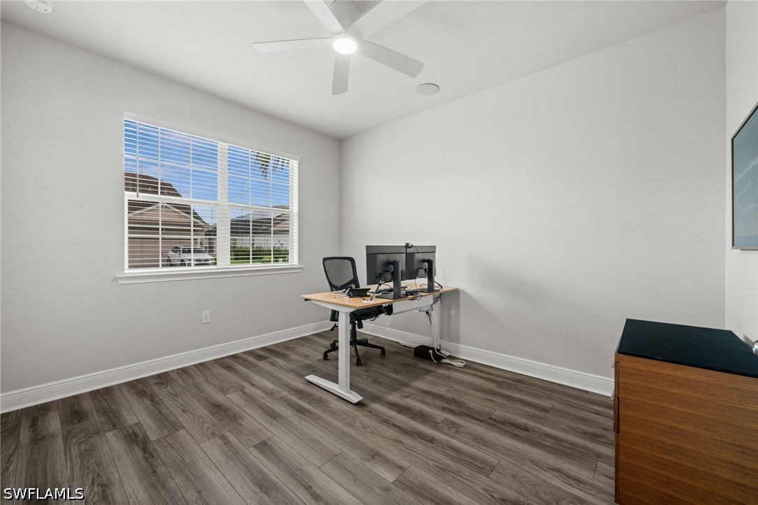 4 Bed SingleFamilyResidence for Sale in Naples, photo 20