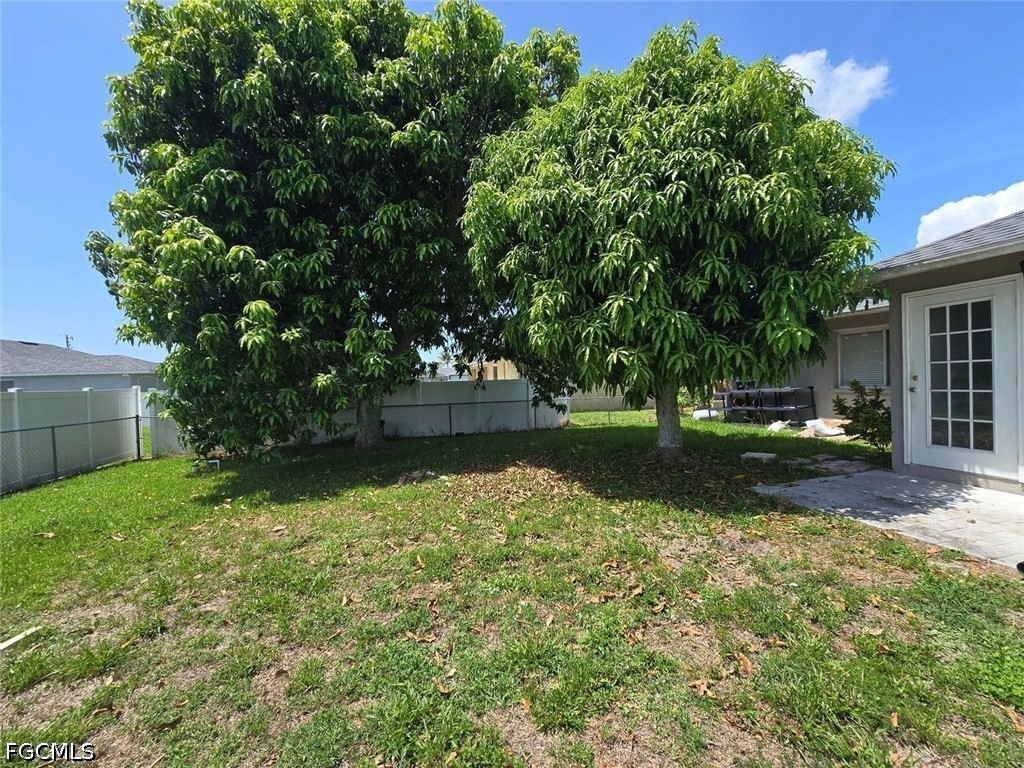 3 Bed SingleFamilyResidence for Sale in Cape Coral, photo 20