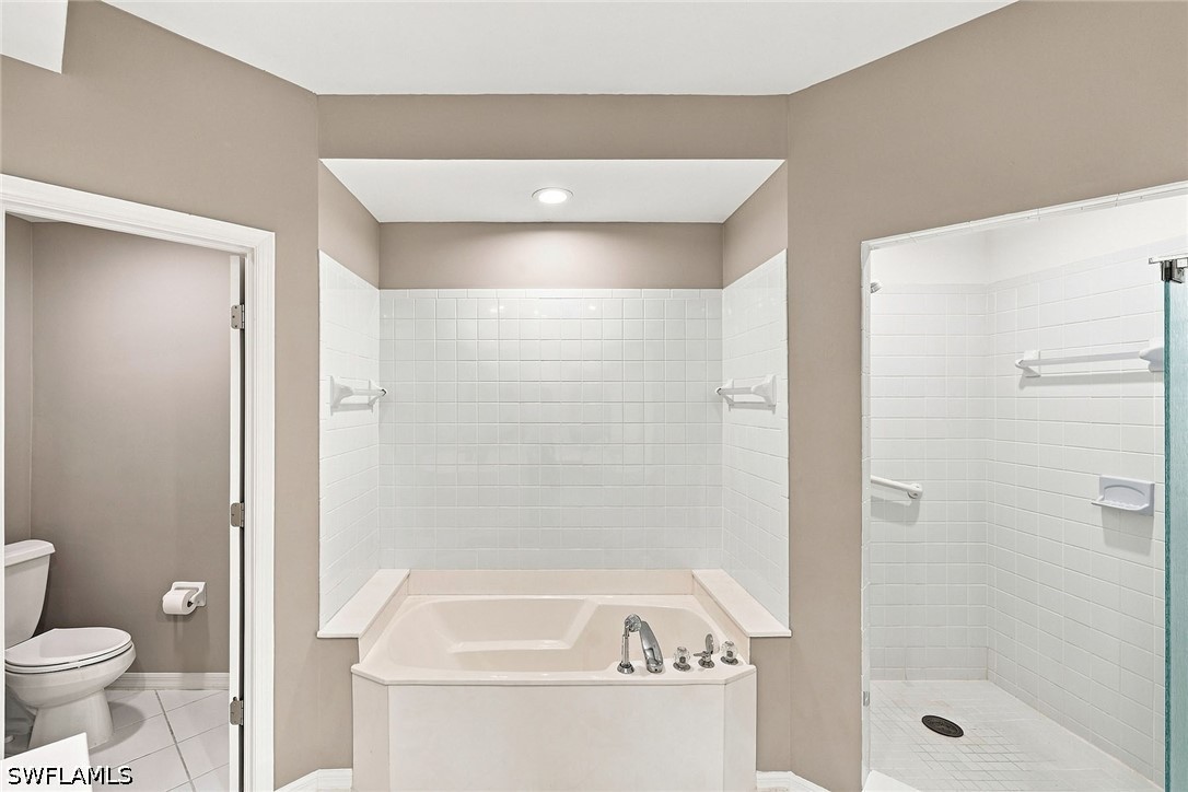 3 Bed Condominium for Sale in Bonita Springs, photo 20