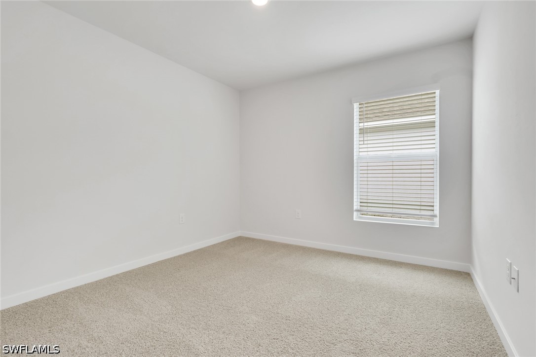 3 Bed SingleFamilyResidence for Sale in Avalon, photo 20