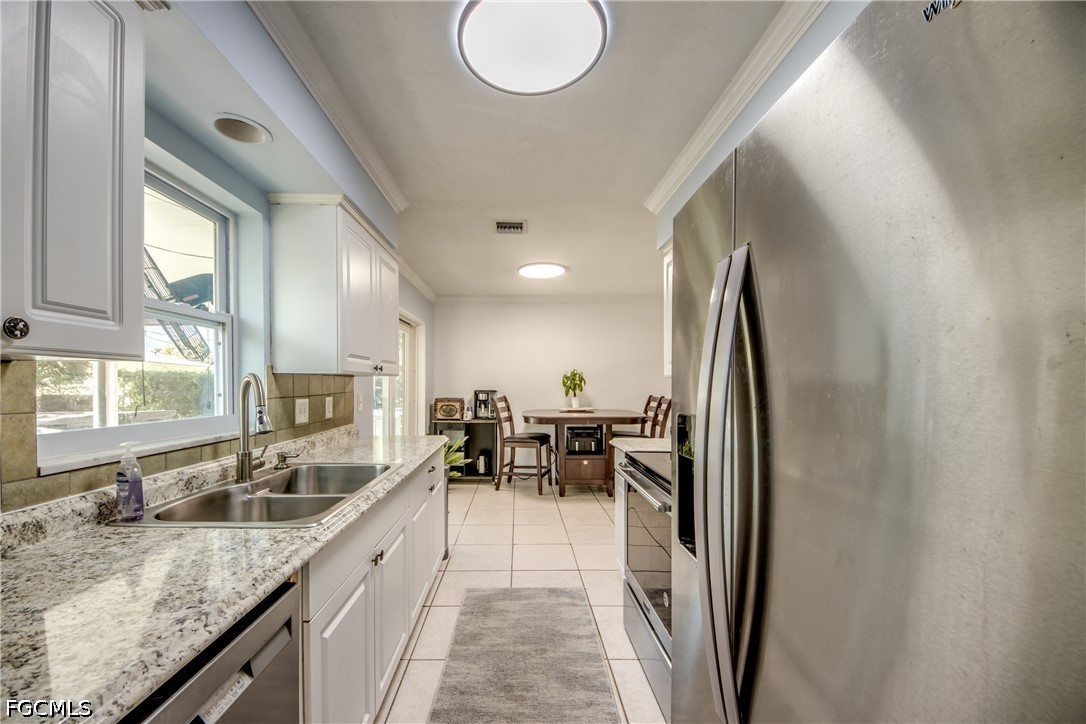 3 Bed SingleFamilyResidence for Sale in Naples, photo 20