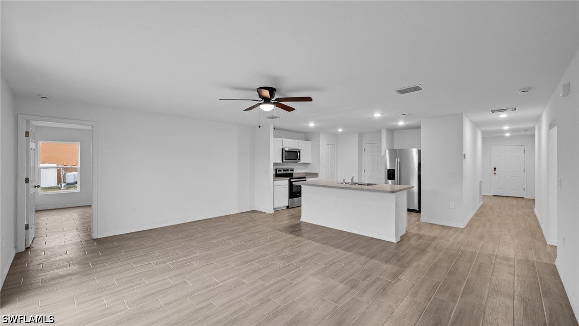 4 Bed SingleFamilyResidence for Sale in Cape Coral, photo 20