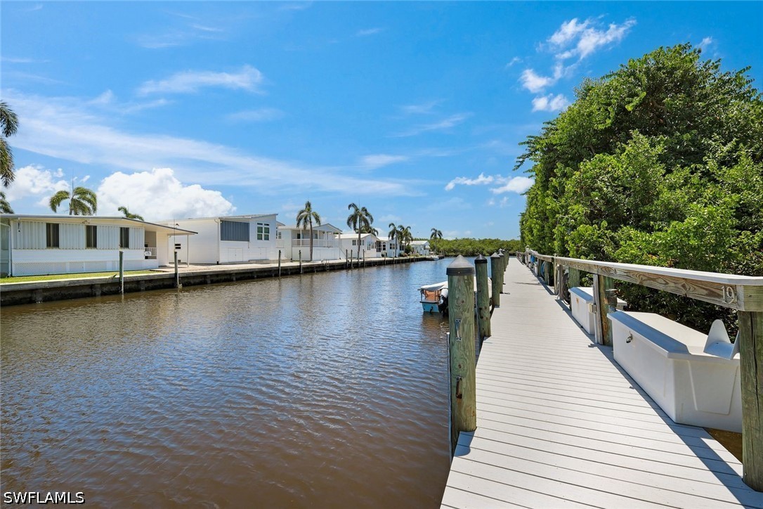 2 Bed Waterfront Home for Sale in Naples, photo 20