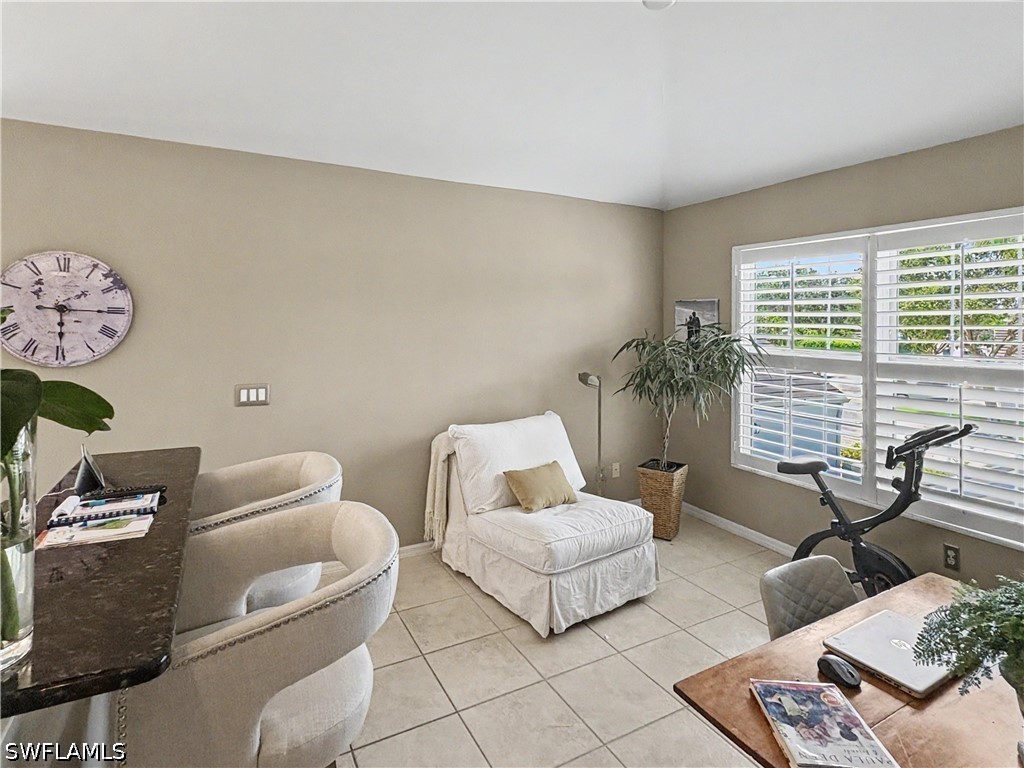 2 Bed Condominium for Sale in Naples, photo 20