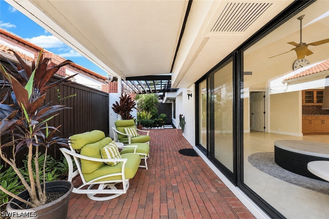 2 Bed Pool Home for Sale in Bay Villas, photo 20
