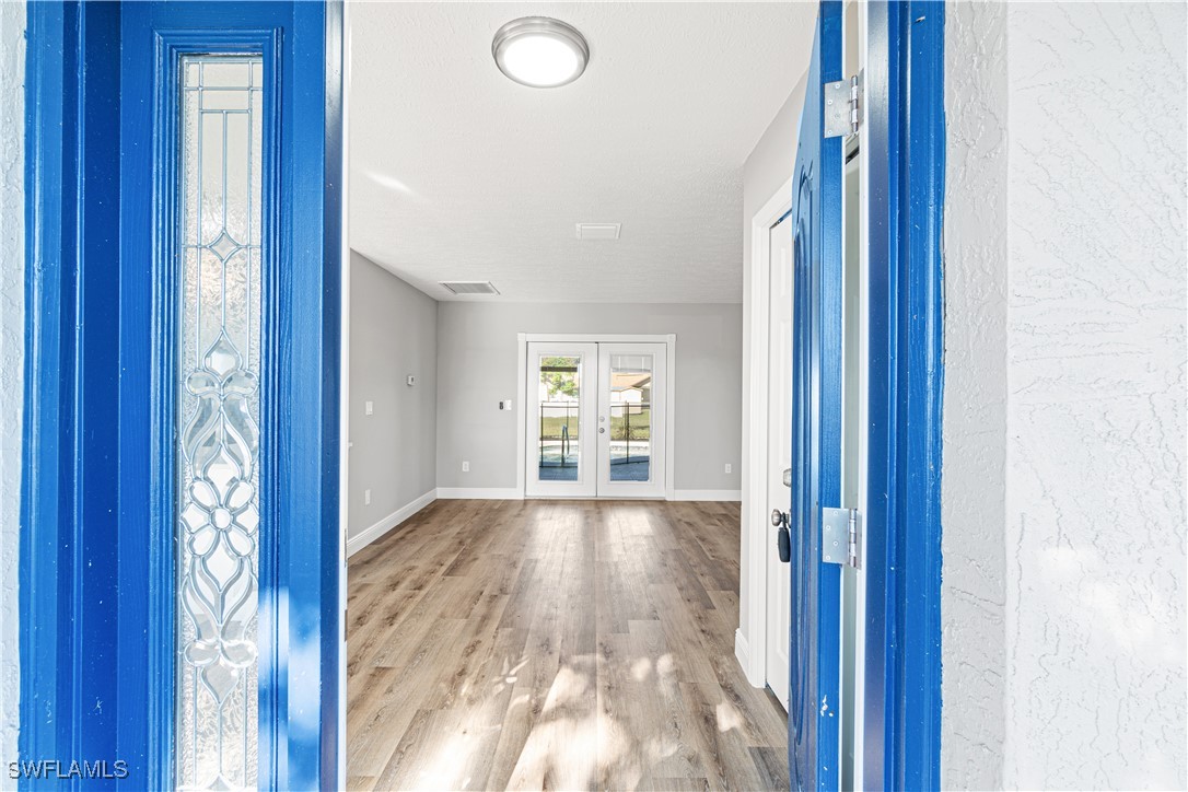 3 Bed Pool Home for Sale in Port Charlotte, photo 3