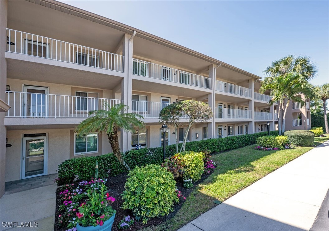 2 Bed Condominium for Sale in Country Glen, photo 3