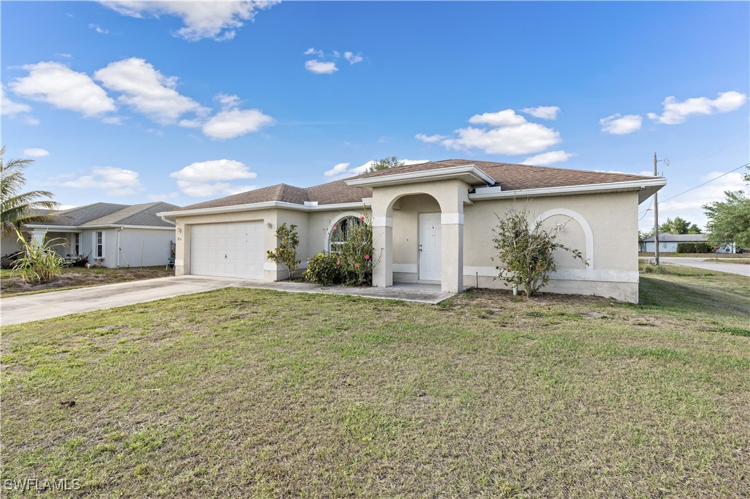 4 Bed SingleFamilyResidence for Sale in Lehigh Acres, FL — photo 3