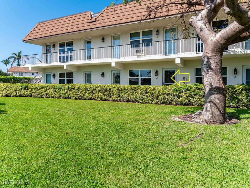 1 Bed Condominium for Sale in Seabreeze Apts, FL, $228,900 — photo 3