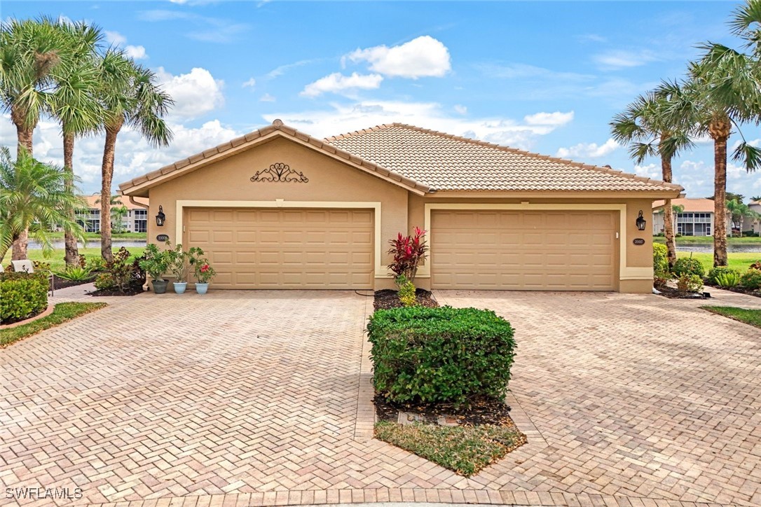 3 Bed Waterfront Home for Sale in Bella Terra, FL — photo 3