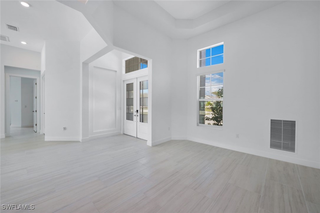 4 Bed Pool Home for Sale in Wildblue, photo 3