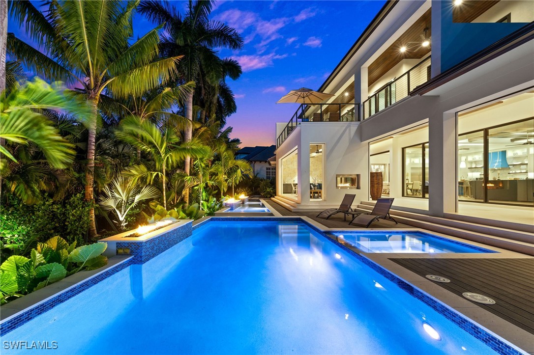 5 Bed Pool Home for Sale in Aqualane Shores, photo 3