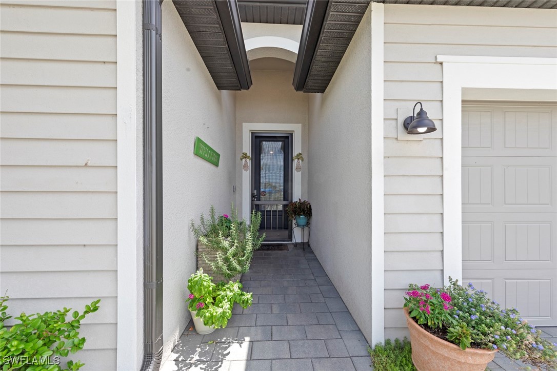 4 Bed Pool Home for Sale in Timber Creek, photo 3