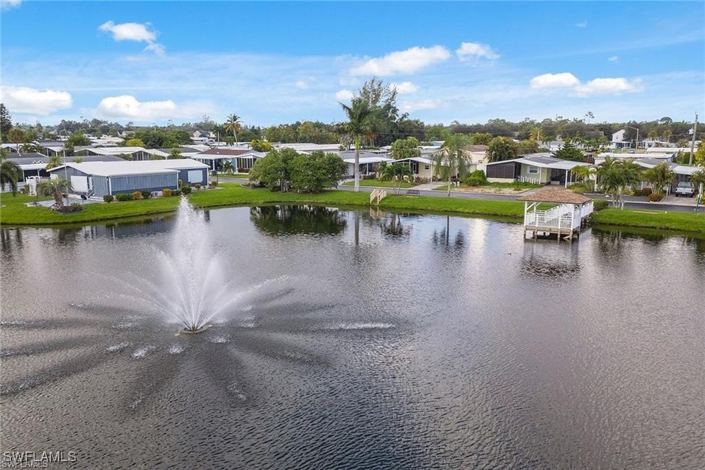 2 Bed ManufacturedHome for Sale in Naples, FL, $208,000 — photo 3