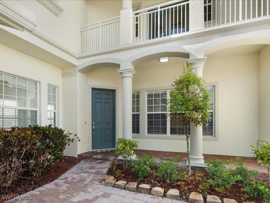 4 Bed Waterfront Home for Sale in Naples, photo 3