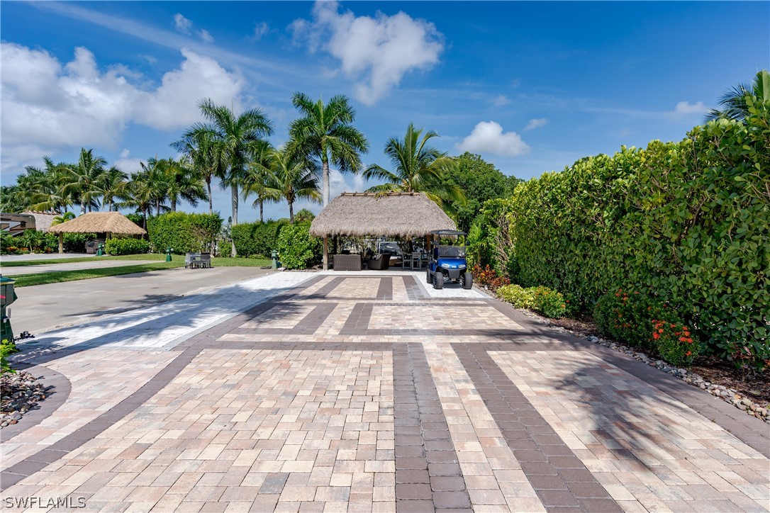 Waterfront Home for Sale in Naples, photo 3