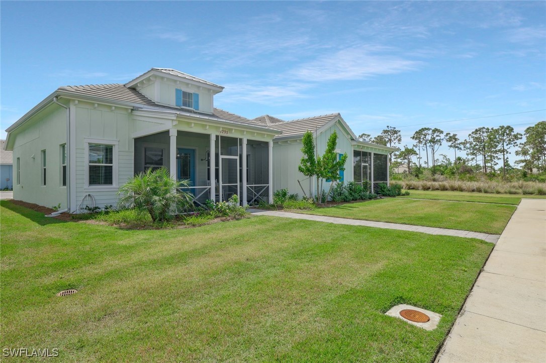 2 Bed Attached for Sale in Naples, photo 3
