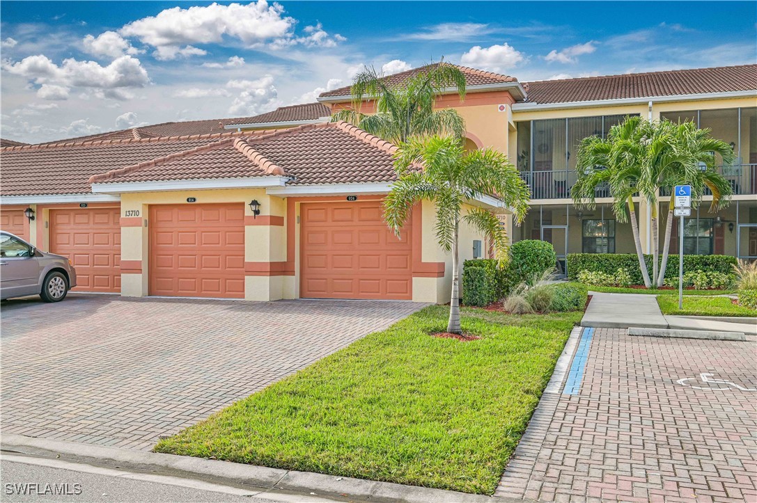 2 Bed Condominium for Sale in Palmetto Cove, FL, $279,900 — photo 3