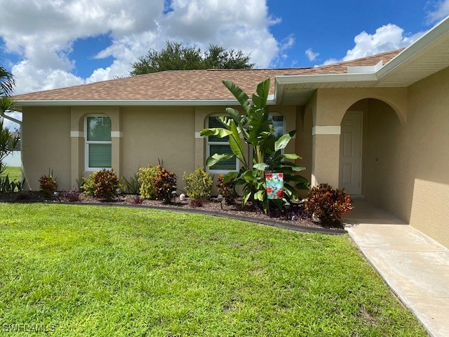 3 Bed SingleFamilyResidence for Sale in Cape Coral, FL — photo 3