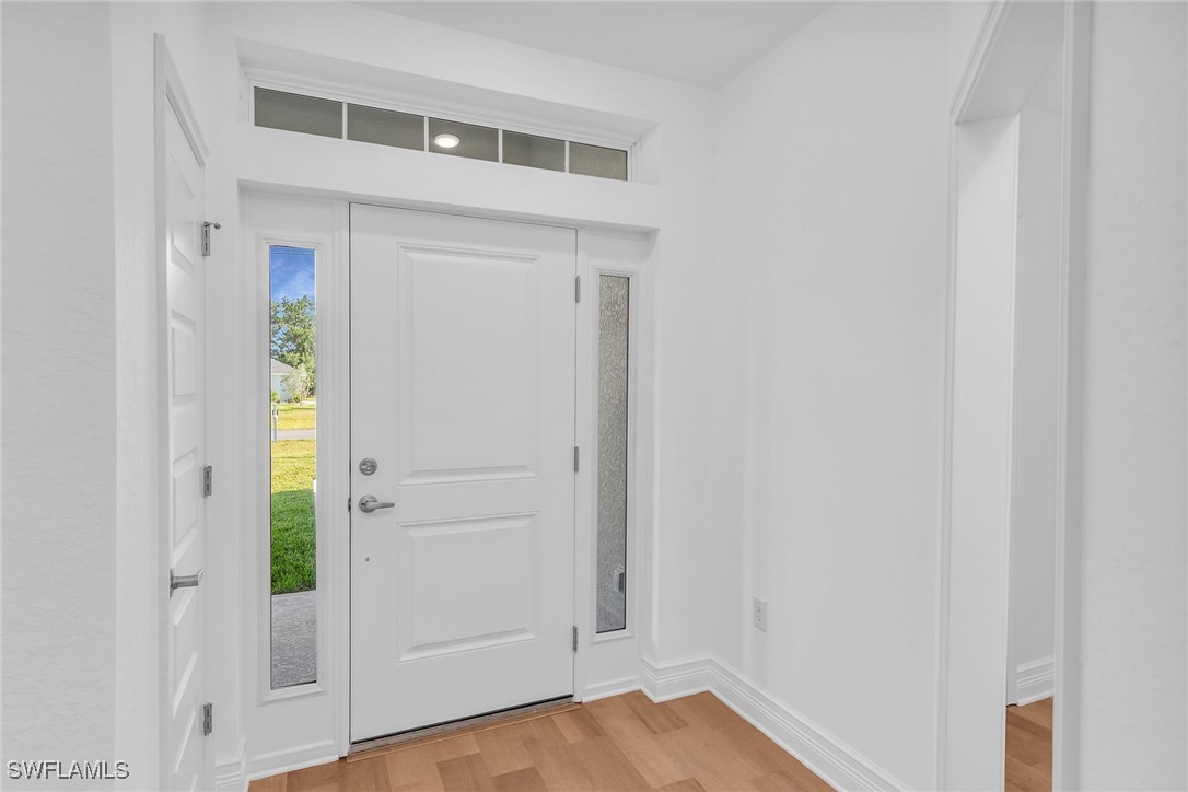 4 Bed SingleFamilyResidence for Sale in Deep Creek, FL — photo 3
