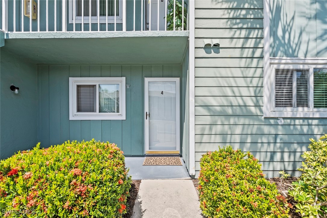 2 Bed Condominium for Sale in Naples Keep, FL, $225,000 — photo 3