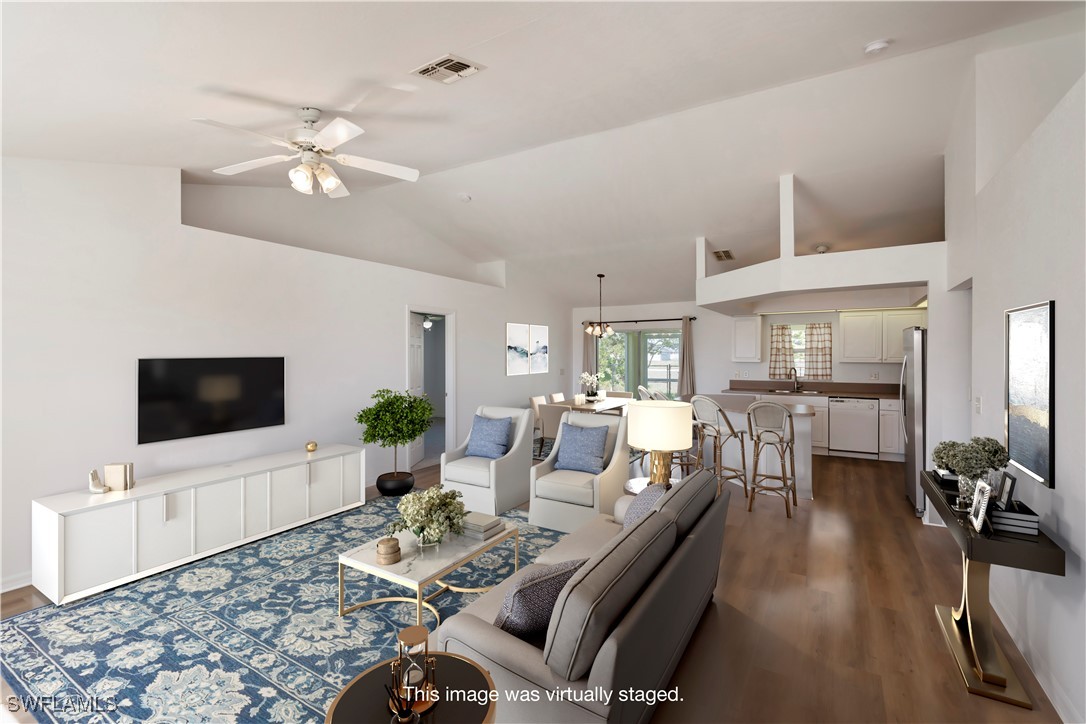 4 Bed SingleFamilyResidence for Sale in Cape Coral, photo 3
