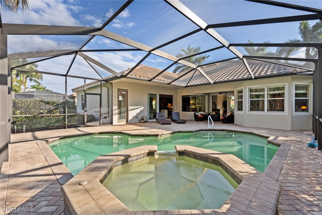 4 Bed Pool Home for Sale in Naples, photo 3