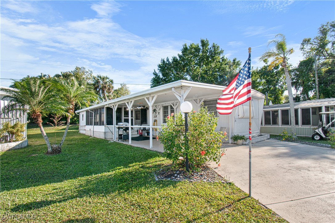 2 Bed ManufacturedHome for Sale in Fort Myers, FL, $80,000 — photo 3
