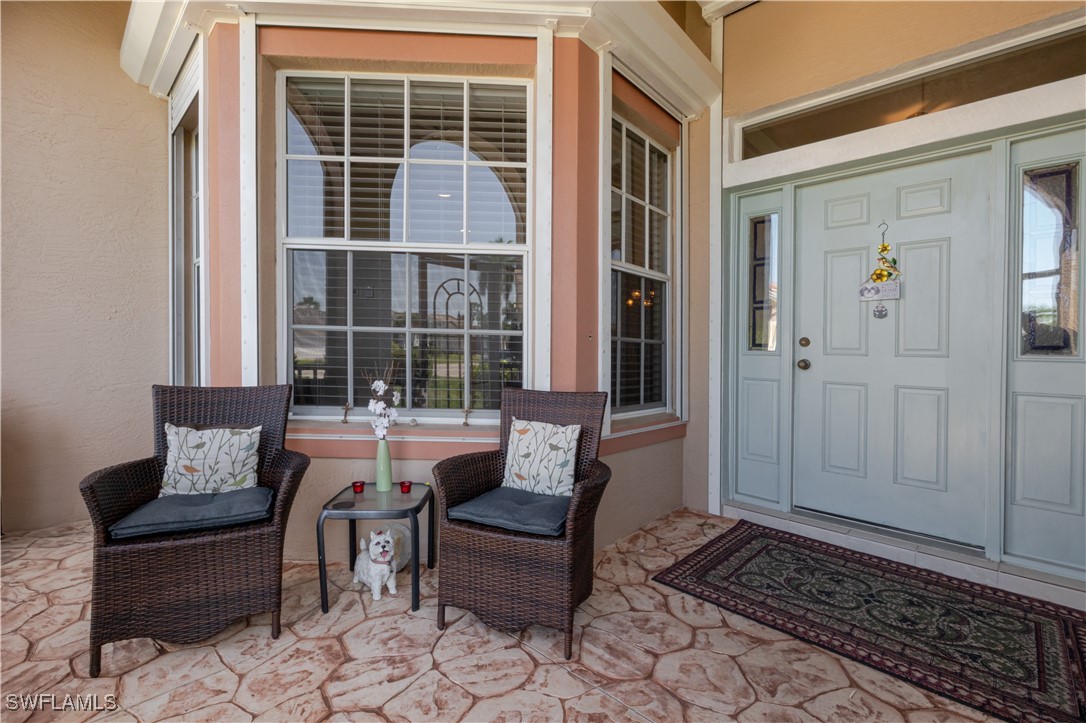 2 Bed SingleFamilyResidence for Sale in North Fort Myers, FL — photo 3