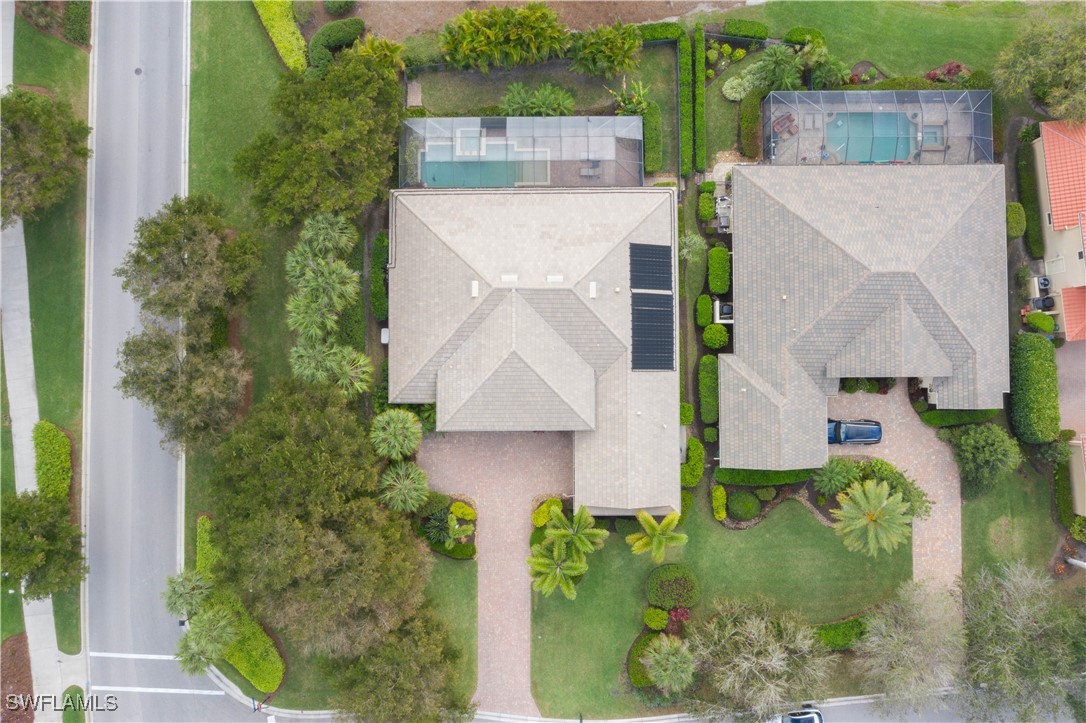 3 Bed Pool Home for Sale in River Point, FL — photo 3