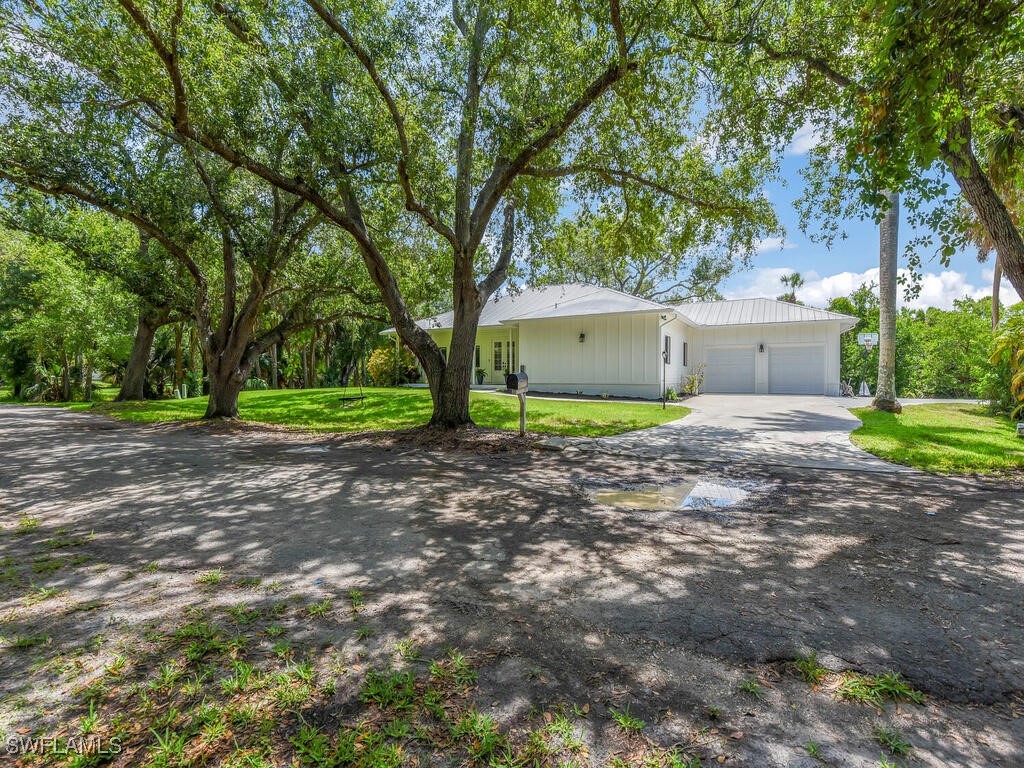 4 Bed Waterfront Home for Sale in Calusa Woods, FL — photo 3
