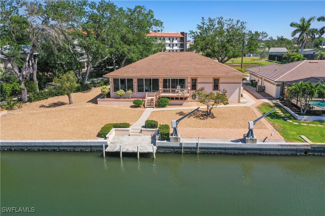 3 Bed Waterfront Home for Sale in Little Hickory Shores, FL — photo 3