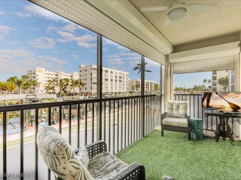 3 Bed Waterfront Home for Sale in Hibiscus Pointe, FL — photo 3