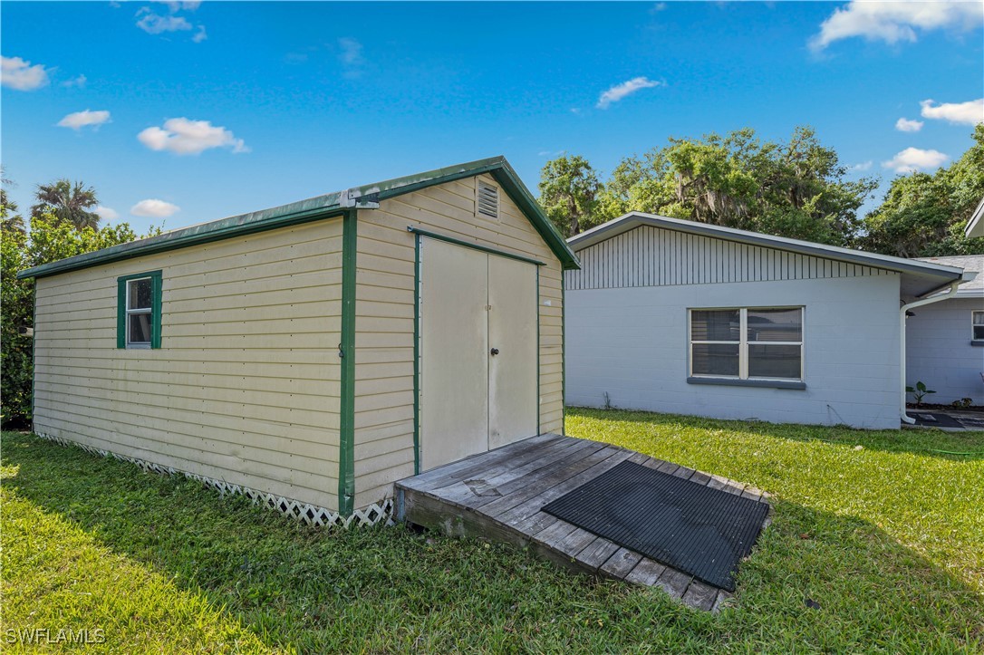 2 Bed Waterfront Home for Sale in Alva, FL, $365,000 — photo 3