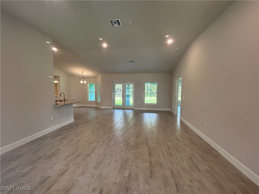4 Bed SingleFamilyResidence for Sale in Punta Gorda, FL — photo 3