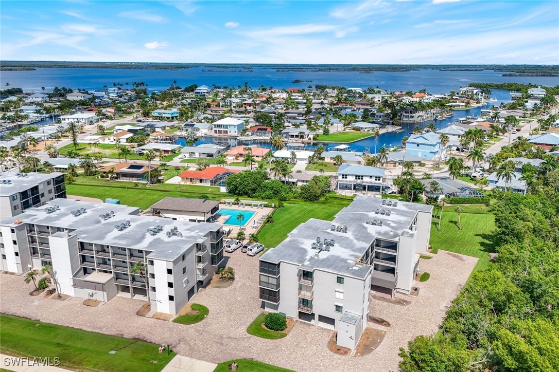 2 Bed Condominium for Sale in Fort Myers Beach, FL, $350,000 — photo 3