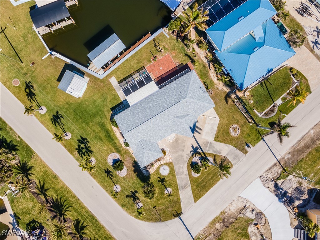 2 Bed Waterfront Home for Sale in St James City, FL — photo 3